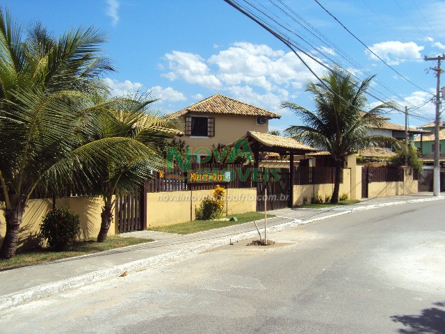 024 – Casa Em Condomínio Familiar No Bairro Ogiva em Cabo Frio